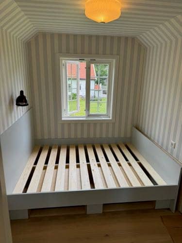 Skreddersydd seng – helbilde